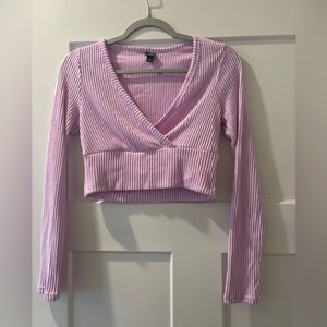 Cute, light purple, long-sleeved crop top